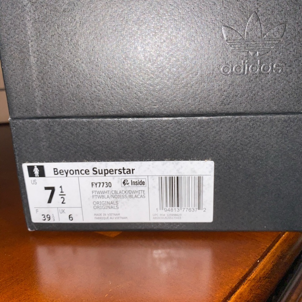 Adidas Beyoncé Superstar Sneakers